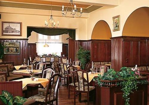 Hotel - Restaurant Kurhaus Klotzsche Dresden Eksteriør bilde